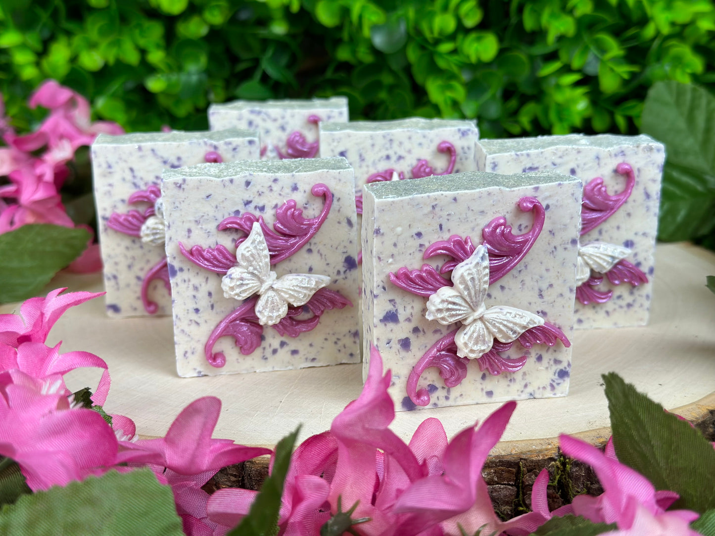 The Arabesque Butterfly (Garden Party Collection, limited)(Garden Party Collection)