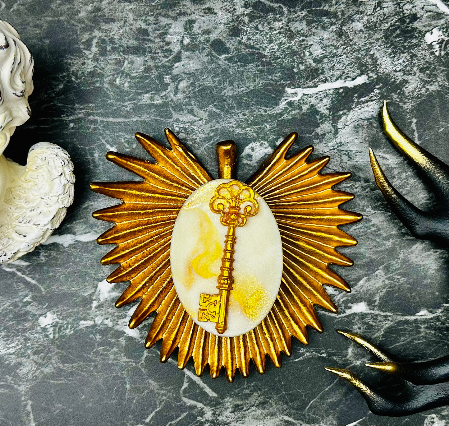 Key (Victorian Goth)