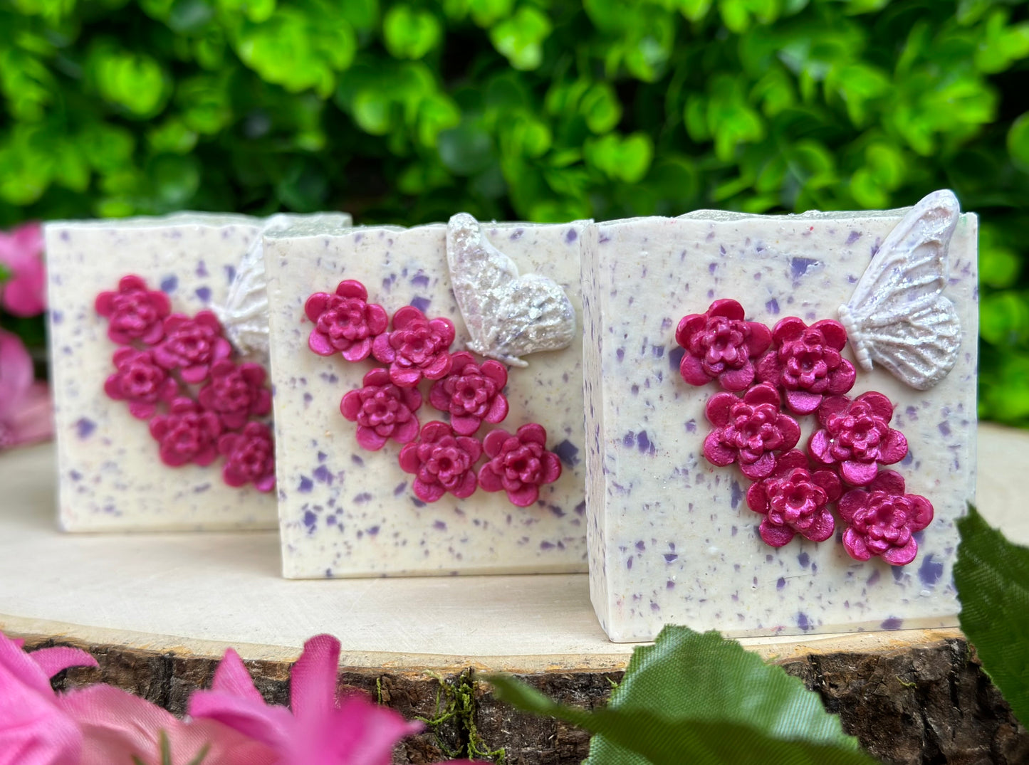 Soap Gallery Red Flower Butterfly (Garden Party Collection, limited) (Garden Party Collection)