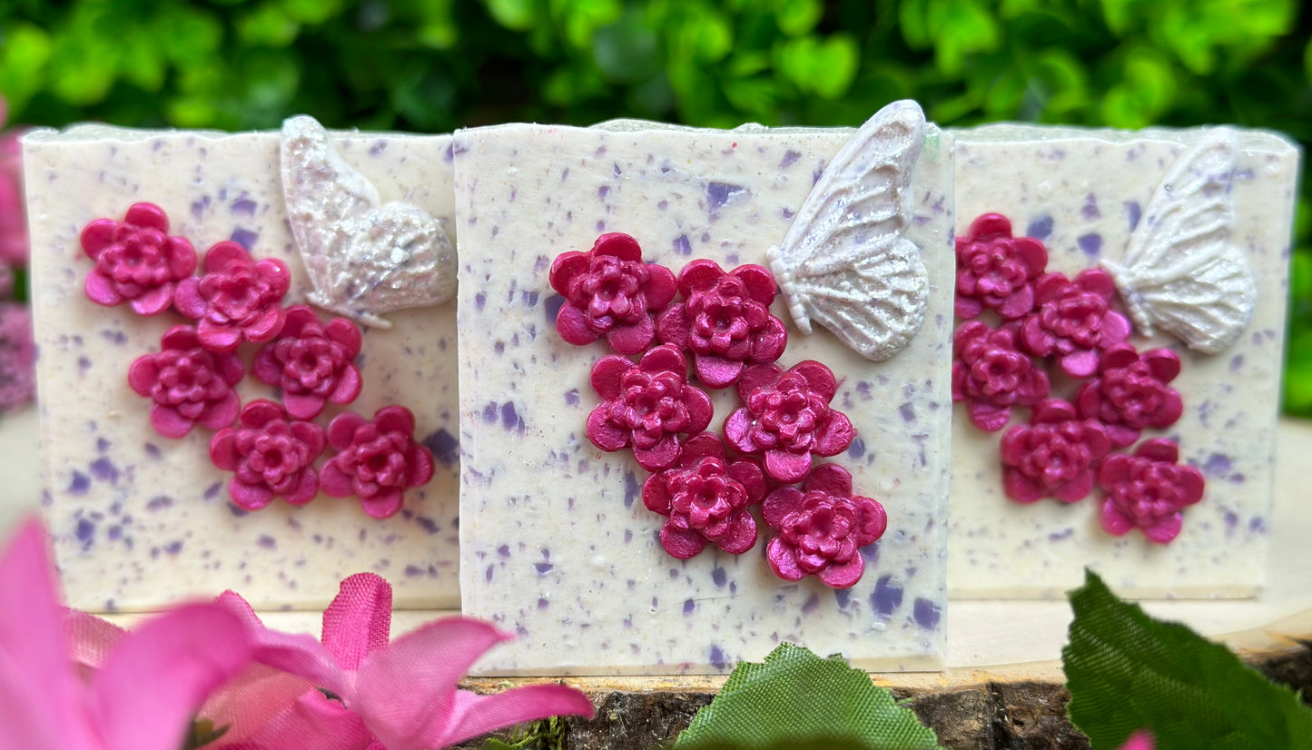 Soap Gallery Red Flower Butterfly (Garden Party Collection, limited) (Garden Party Collection)
