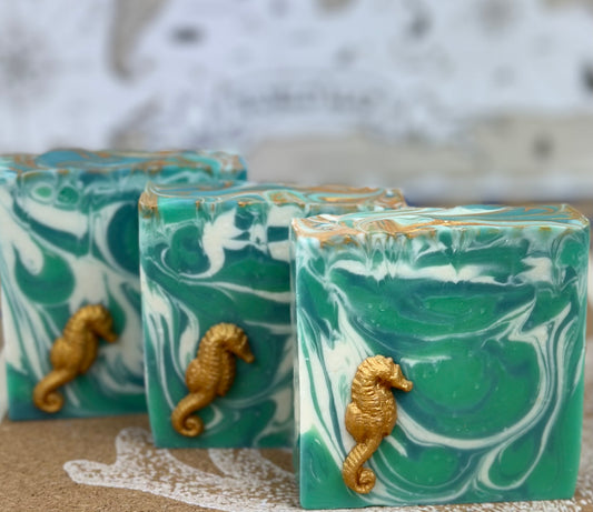 Sold out ~ Seahorse & Green Waves (Under the Sea Collection)