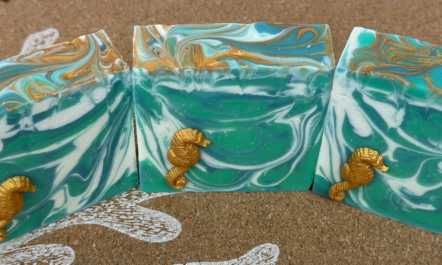 Sold out ~ Seahorse & Green Waves (Under the Sea Collection)
