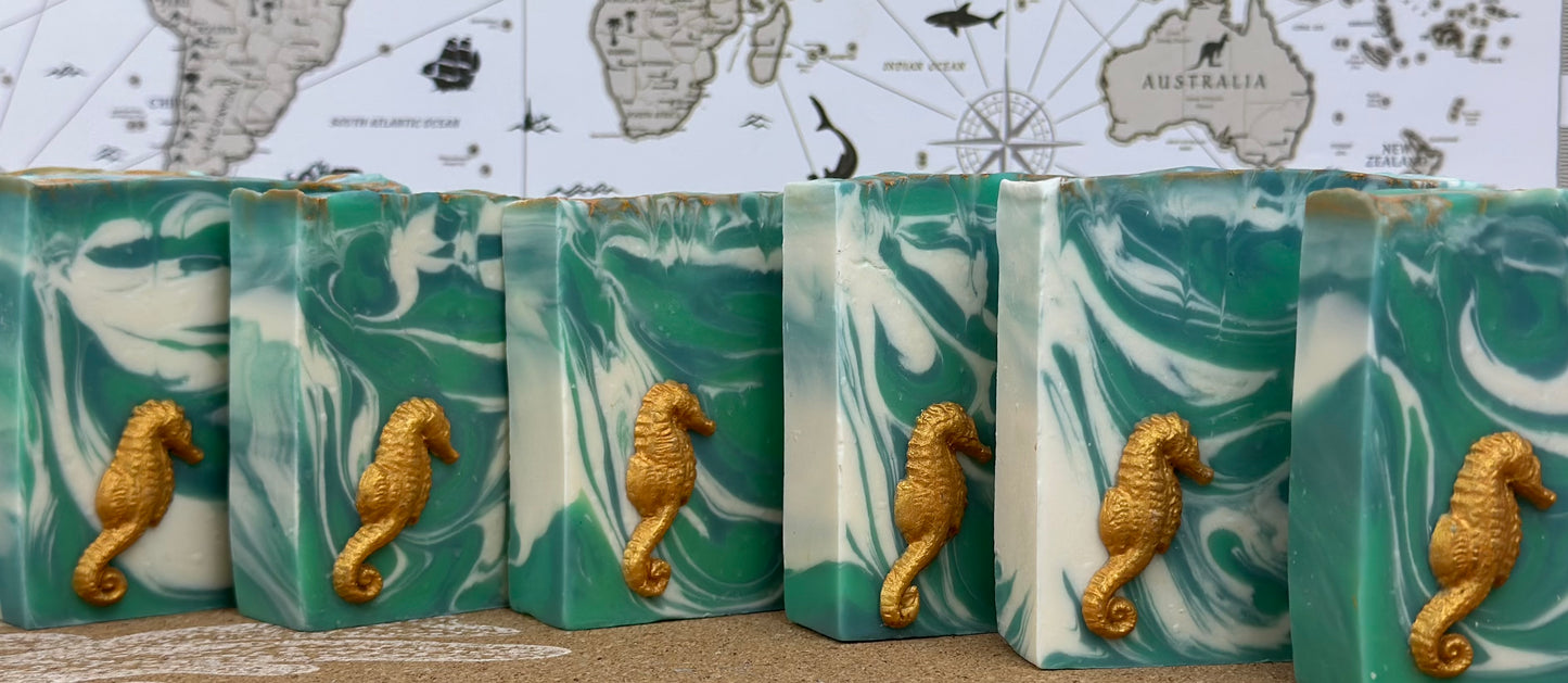 Sold out ~ Seahorse & Green Waves (Under the Sea Collection)