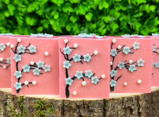 Sold out ~ Gallery Blooming Tree (Garden Party Collection, glow in the dark)